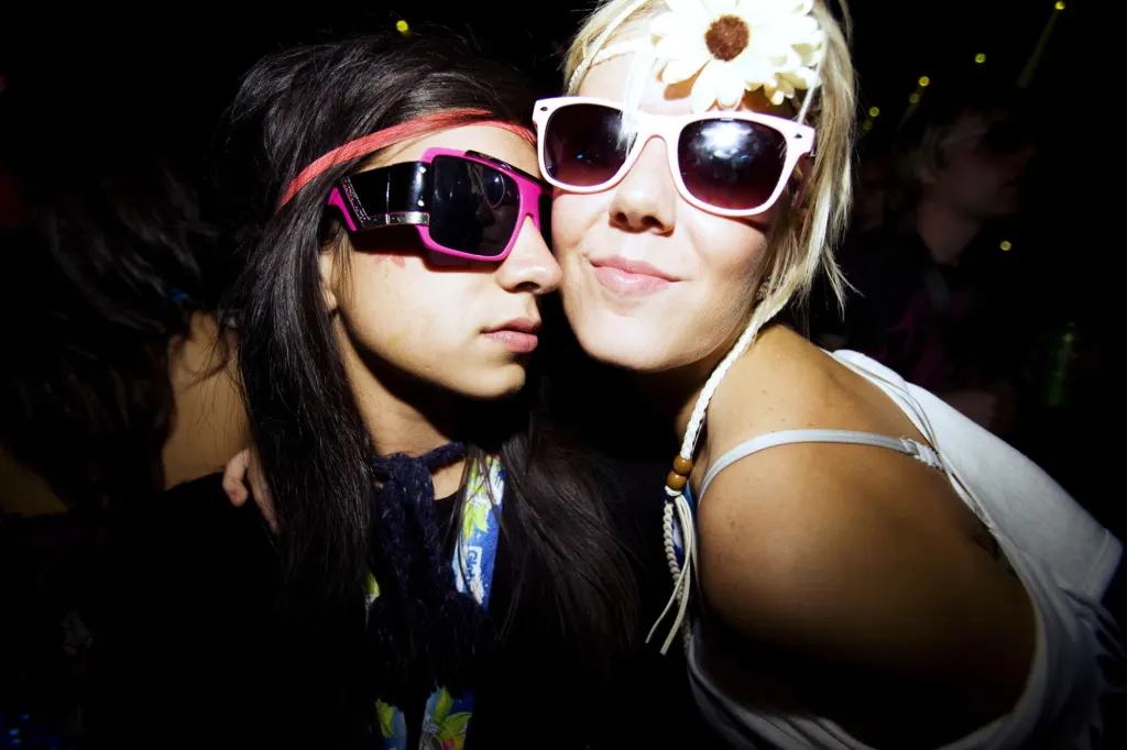 Festivalgoers and atmosphere at Global Gathering 2009